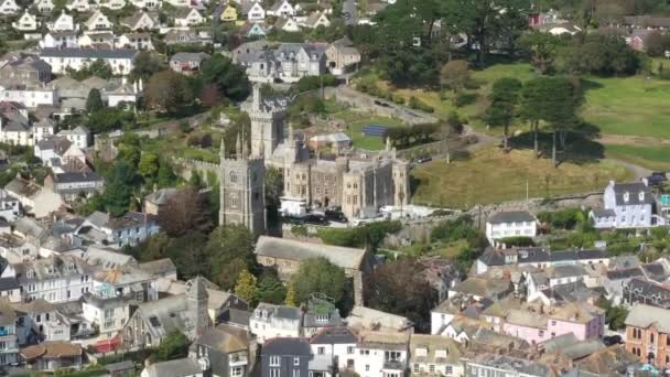 Rising Aerial View Porphry Hall Fowey Parish Church Fowey Cornwall — Stockvideo