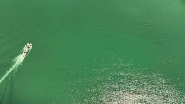 Aerial Reveal Lake Lanier Cumming Georgia — Video Stock
