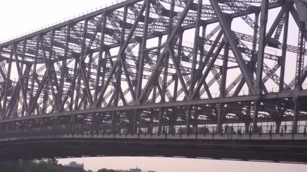 Howrah Köprüsü 1943 Yılında Yapılmış Bir Kıta Köprüsü Metre Uzunluğunda — Stok video