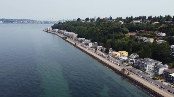 Drone Shot Revealing City Seattle Skyscrapers Space Needle Hill Suburbs — стокове відео