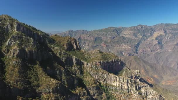 Steep Cliffs Copper Canyon Mexico Aerial — Vídeo de Stock