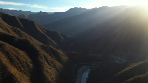 Sonnenuntergang Hinter Der Berglandschaft Des Copper Canyon Mexiko Vorwärtsantenne — Stockvideo