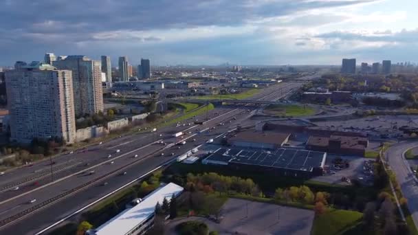 Drone Hyperlapse Highway 401 Scarborough Town Centre Toronto Ontario Showing — Stockvideo