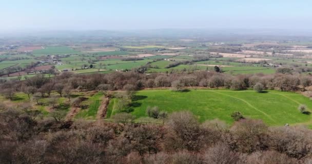 Colpo Aereo Avanti Hembury Fort Con Sfondo Della Campagna Del — Video Stock