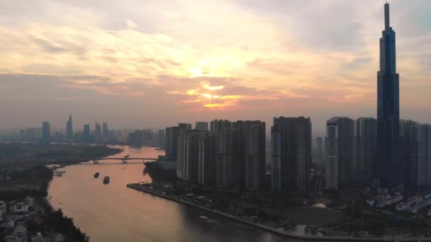 Saigon River Traffic View Iconic Landmark Building Sunset Aerial — Stockvideo