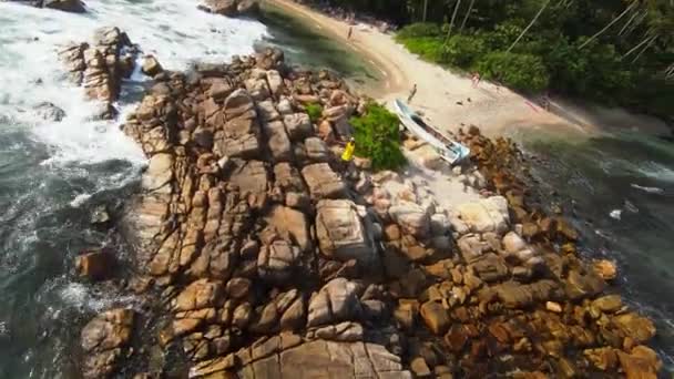 Aerial Fpv Drone Shot Sea Waves Crashing Rocks Beach Powerful — Stock Video