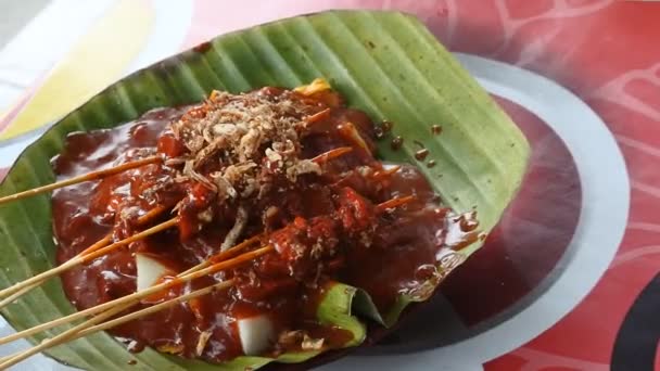 Sate Padang Thick Soup Traditional Indonesian Food Close Special Cuisine — Stockvideo