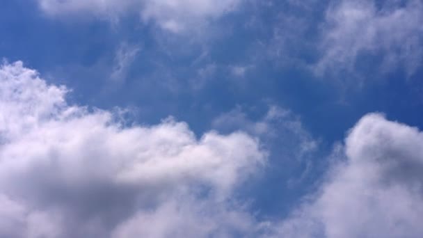 Summer Day White Clouds Blue Sky Time Lapse — Stockvideo