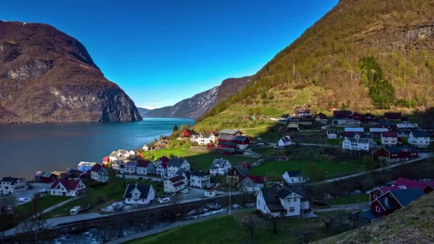 Lofoten Norveç Güneşli Bir Akşamda Güzel Bir Köyün Üzerinde Çekilen — Stok video