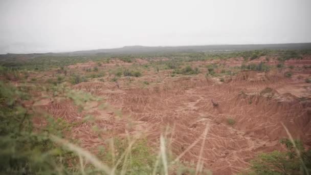 Vista Panorâmica Paisagem Estéril Deserto Tatacoa Colômbia Tiro Aéreo — Vídeo de Stock