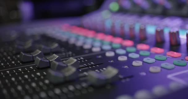 Sound Mixer Motorized Faders Allen Heath Dlive — Vídeo de stock