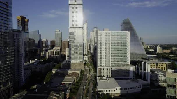 Aerial View Cars Streets Sunny Austin Usa Vertigo Effect Drone — Video