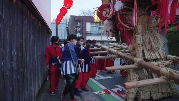 Портативный Поплавок Микоши Сагихо Мацури Японской Улице — стоковое видео