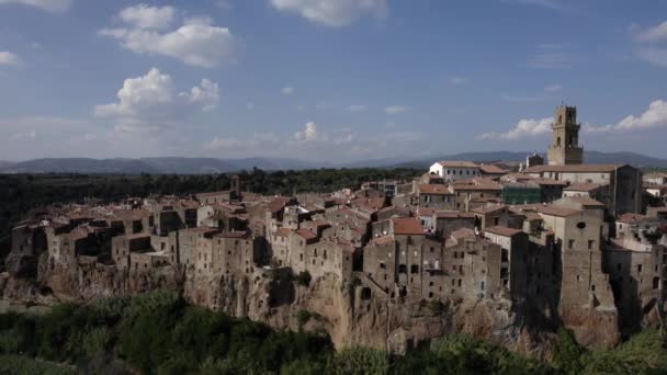 Shot Slider Side Birds Eye Description Drone Video Side Pitigliano — Vídeo de Stock