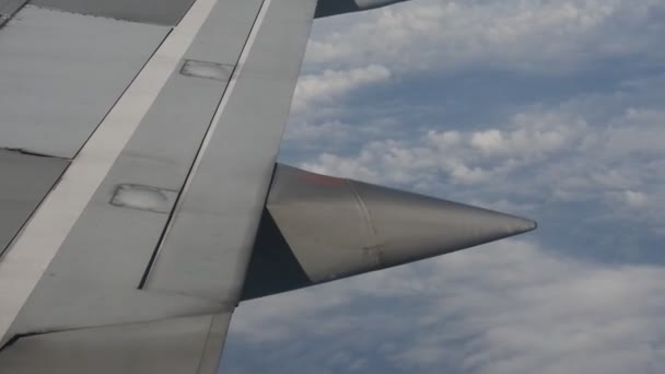 Głębokie Błękitne Niebo Chmury Okna Samolotu — Wideo stockowe