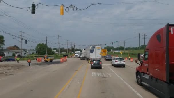 Road Construction Slow Traffic Rush Hour — Stock video