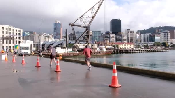Runners Harbour Waterfront Gazley Volkswagen Wellington Marathon 2022 New Zealand — Vídeo de Stock