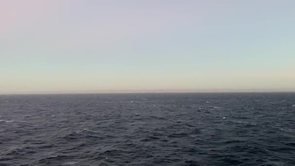 Deep Ocean Waves Land Views Cruise Ship — Αρχείο Βίντεο