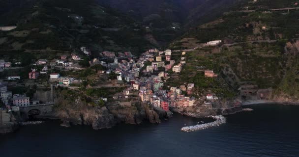 Dorf Riomaggiore Unesco Weltkulturerbe Bunte Häuser Der Malerischen Küste Italiens — Stockvideo