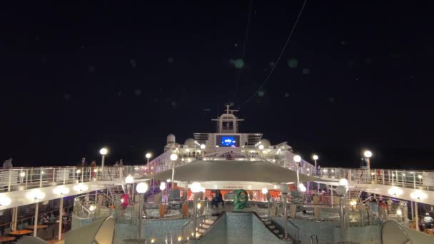 Luxury Cruise Ship Top Deck People Jacuzzi Pool Evening — Vídeos de Stock