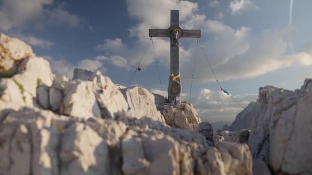 Szczyt Krzyża Dolomitach Wkrótce Wschodzie Słońca — Wideo stockowe