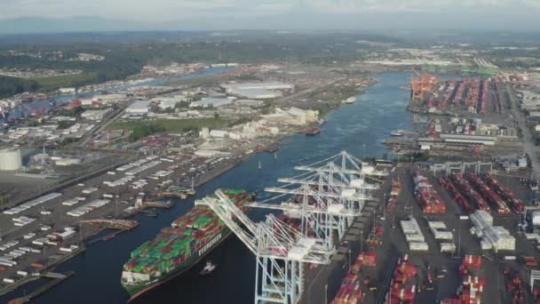 Vista Aérea Del Buque Portacontenedores Terminal Husky Puerto Tacoma Washington — Vídeo de stock