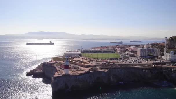 Widok Lotu Ptaka Punkt Europa Malowniczą Cieśniną Gibraltaru Tle Słoneczny — Wideo stockowe