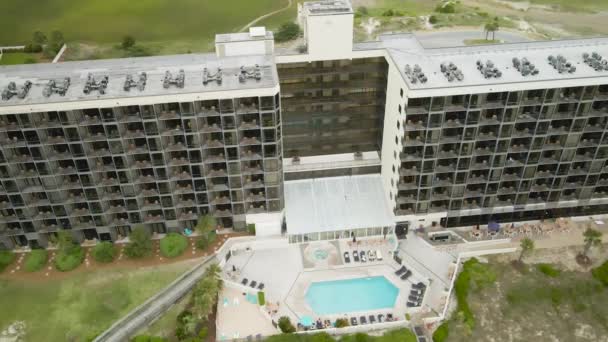 Shell Island Resort Beachfront Aerial Pool — Stock Video