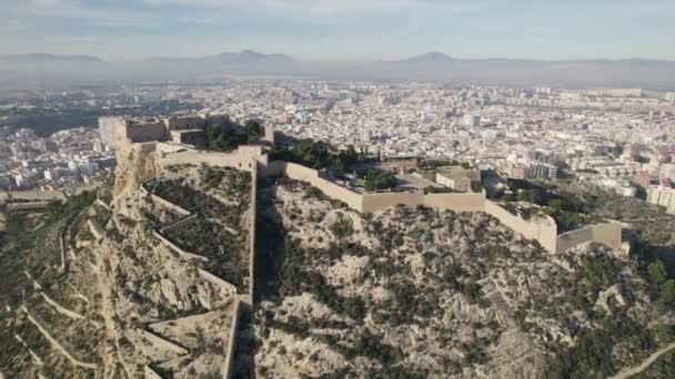 Benacantil Tepesi Ndeki Santa Barbara Kalesi Alicante Şehir Arkaplanı Havadan — Stok video