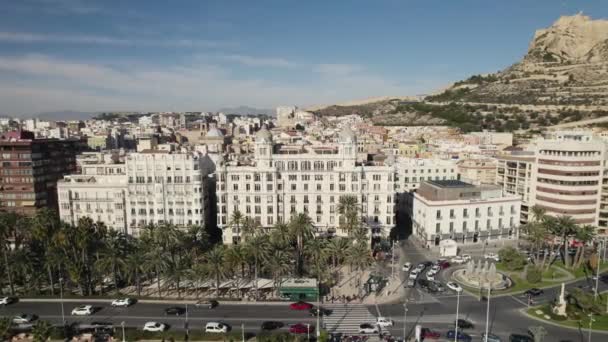 Aerial View Alicante Waterfront Buildings Palm Trees Promenade Spanish Coastline — Vídeos de Stock