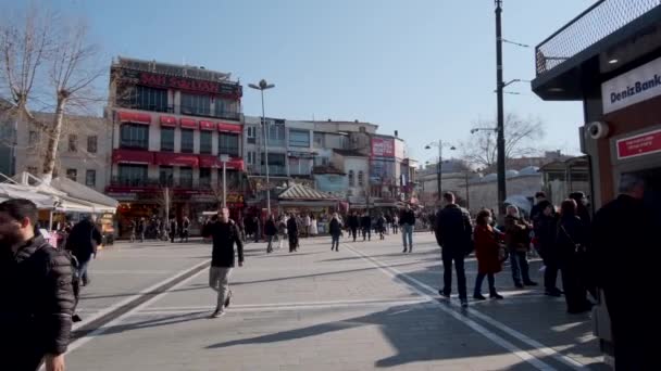 Istanbul Turki Januari 2022 Orang Orang Berjalan Istanbul Dekat Grand — Stok Video