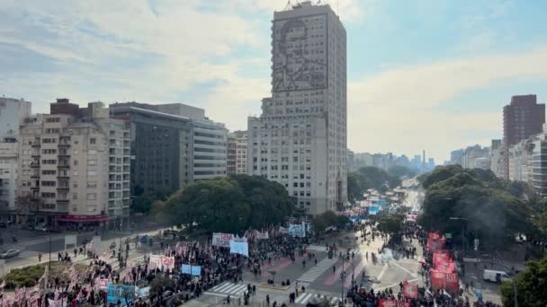 Citizens Protesting Ministerio Desarrollo Social Buenos Aires Drone — Stock Video