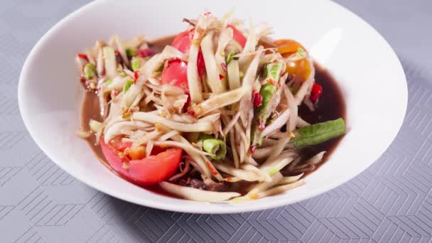 Green Papaya Salad Put Pickled Crab Pickled Fish Asian Food — Stock Video