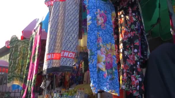 Afrika Daki Kıyafet Sokağı Pazarı — Stok video