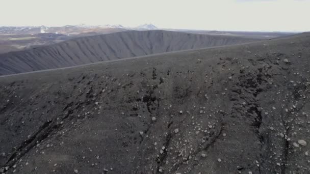 Vliegend Boven Kern Van Hverfjail Een Tephra Explosie Krater Die — Stockvideo