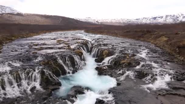 Blauer Wasserfall Bruarfoss Südwesten Islands — Stockvideo