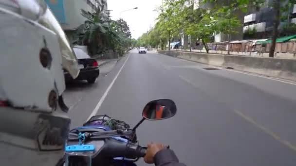 Motorcycle Taxi Drivers Bangkok Fast Risky Way Commute — Stock Video