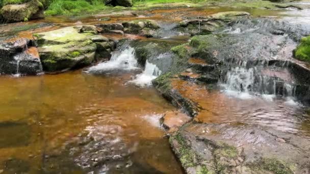 Slow Moving Peaceful Moorland Stream Water Flowing Large Rocks Shot — Stockvideo