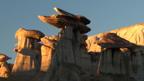 Caprock Formations Badlands Shi Sle Pah Wilderness New Mexico — Stock video