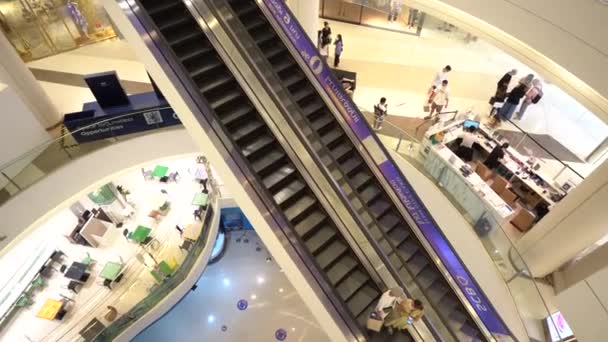 Centralworld Shopping Mall Multi Floor Consumerism Brand Paradise — Stock video