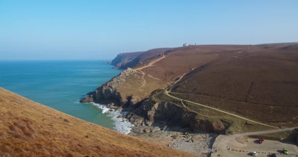 Spiaggia Appartata Della Cappella Porth Towering Headlands North Cornwall Coast — Video Stock