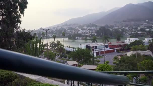 Ustabilizowany Przesuwny Strzał Lewej Prawej Strony Widokiem Miasto Las Lagunas — Wideo stockowe