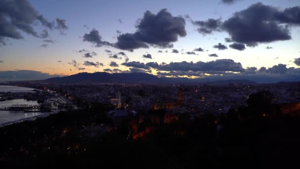Prachtig Weids Uitzicht Bij Zonsondergang Malaga Spanje Bij Donker — Stockvideo