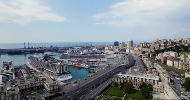 Cruiseschepen Bij Port Touristic City Genoa Italië Luchtvaart — Stockvideo