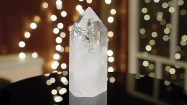 Спінінговий Знімок Каменю Генератора Clear Quartz — стокове відео