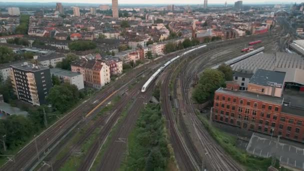 High Speed Ice Train Departing Cologne Train Station Dsseldorf Descend — Stock video