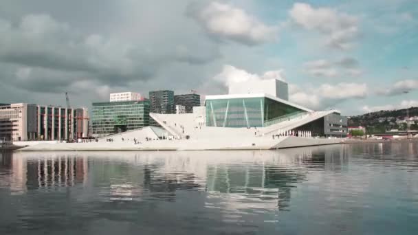 Час Проходження Оперного Театру Місті Осло Горизонті Норвегія — стокове відео