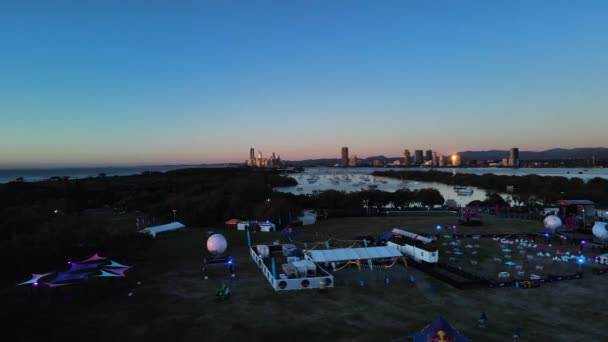 Early Morning Light Reveals Music Festival Set Coastal Parkland Close — Stockvideo