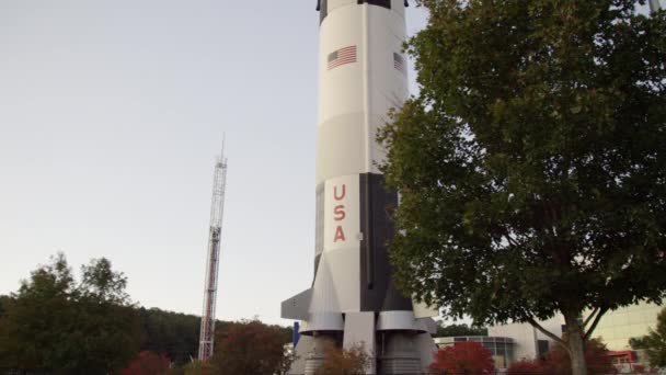 Tilt Wide Shot Saturn Rocket Standing — стоковое видео