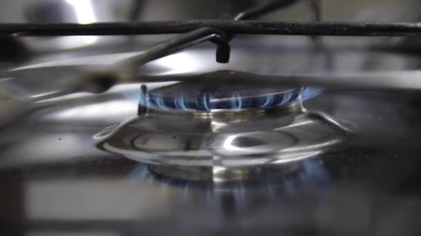 Closeup Turning Old Motorhome Gas Cooker Closing Stove Cook Campervan — ストック動画